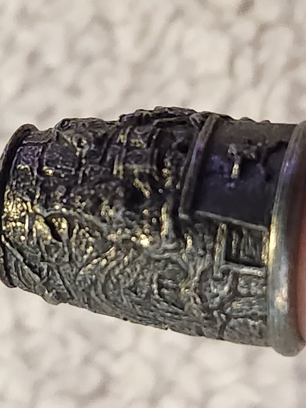 #D - Vintage Relief Scene Metal Thimble Franklin Mint Grimm's Fairy Tales. 1982